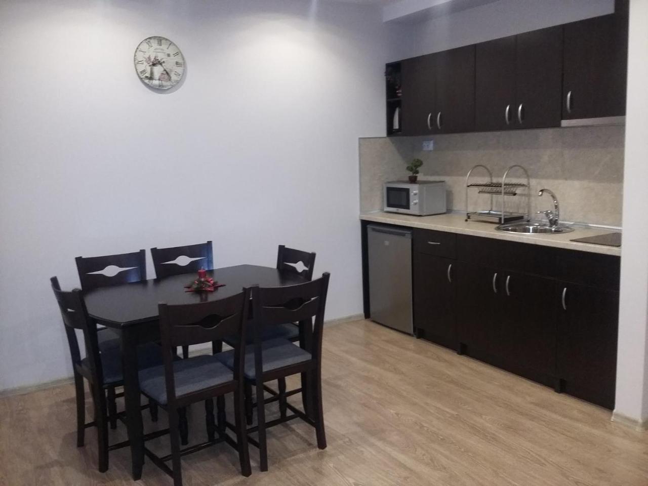 Guest House Ideal 사파레바바냐 외부 사진