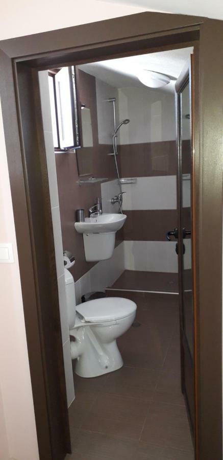 Guest House Ideal 사파레바바냐 외부 사진